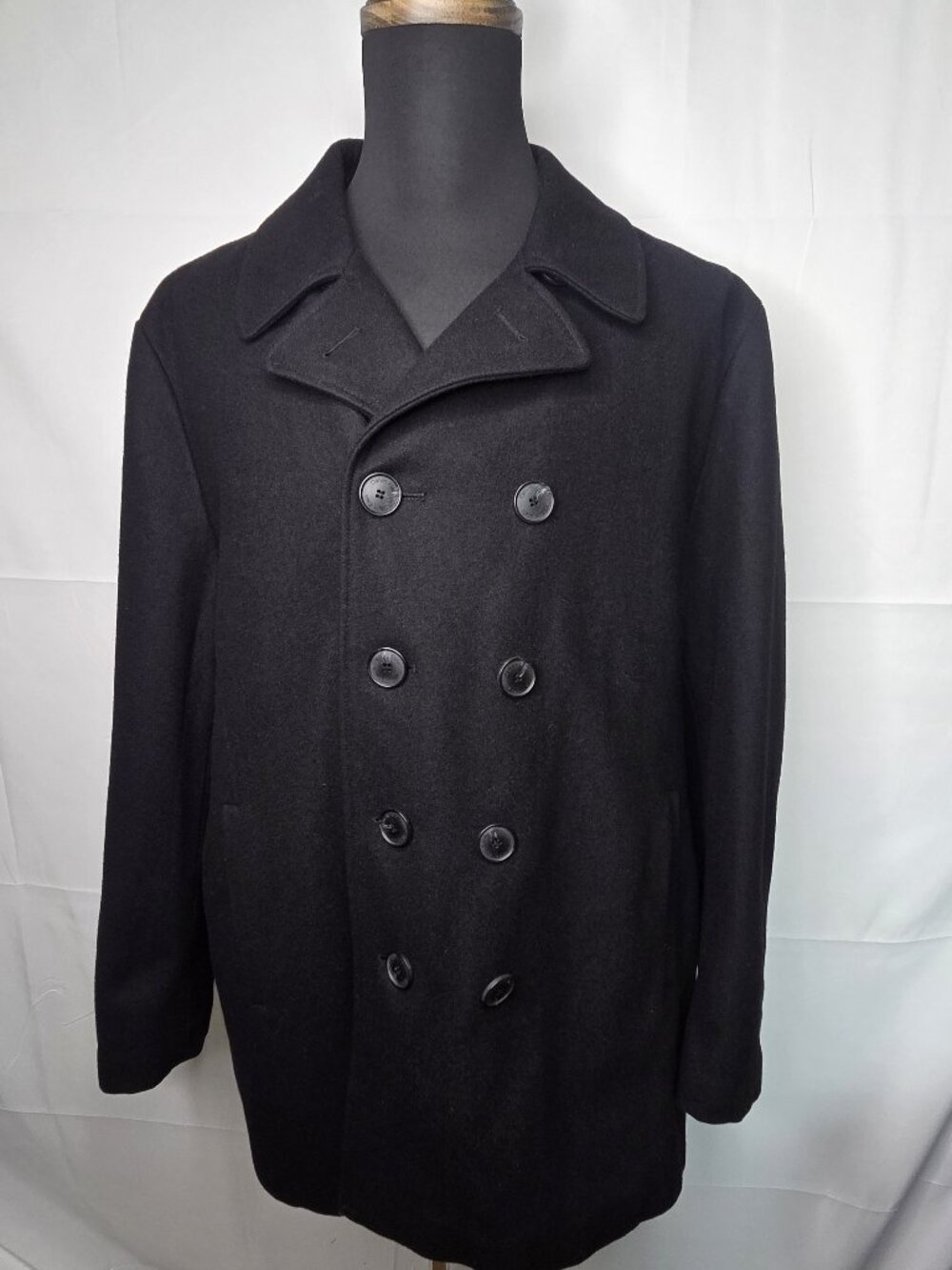 Calvin Klein Men's Peacoat Size L